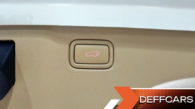 Kia CARNIVAL 7-seater Limousine VIP купить на сайте DeffCars