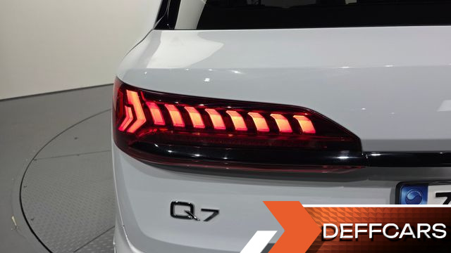 Audi Q7 55 TFSI Quattro Premium купить на сайте DeffCars