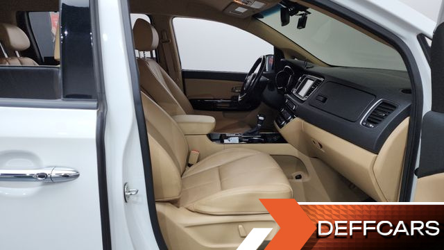 Kia CARNIVAL 9-Seater Noblesse Special купить на сайте DeffCars