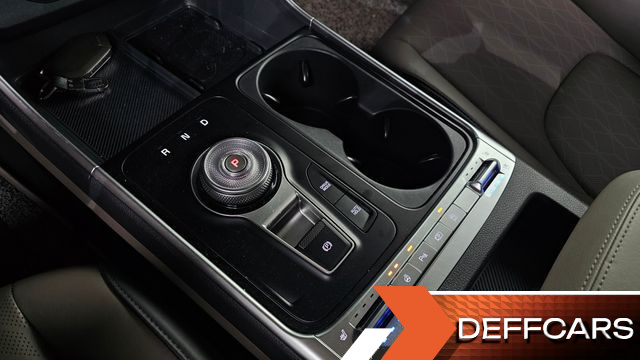 Kia CARNIVAL 9-Seater Prestige купить на сайте DeffCars