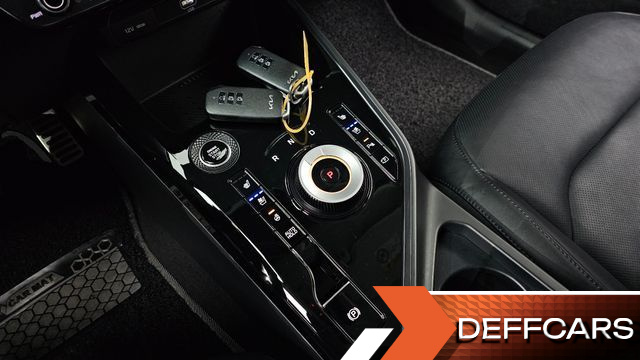 Kia NIRO Signature купить на сайте DeffCars