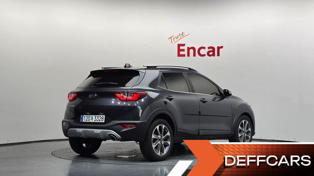 Kia STONIC 1.4 Trendy купить на сайте DeffCars