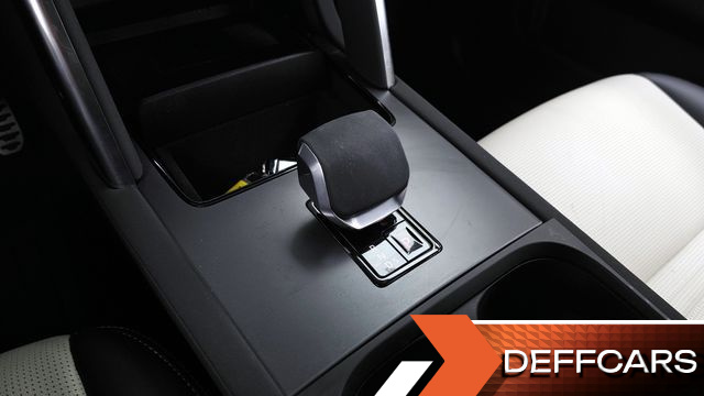 Land Rover DISCOVERY SPORT P250 Dynamic SE купить на сайте DeffCars