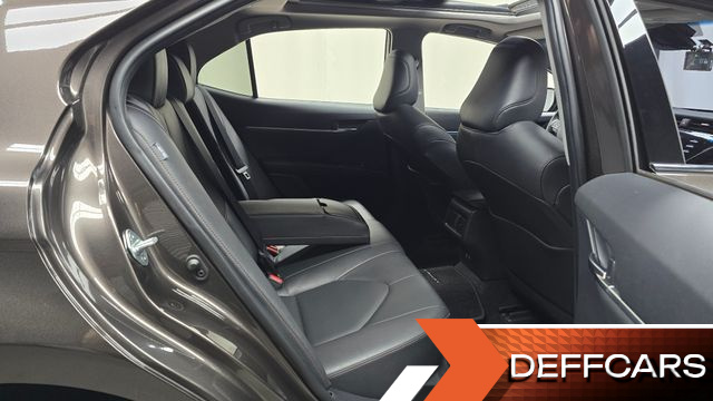 Toyota CAMRY 2.5 купить на сайте DeffCars