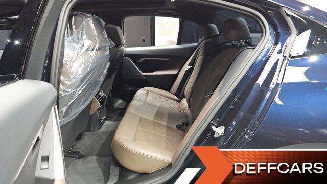 BMW 5-SERIES 520i M Sport купить на сайте DeffCars