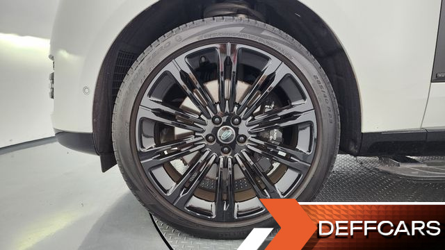 Land Rover RANGE ROVER P530 Autobiography Long Wheel Base купить на сайте DeffCars