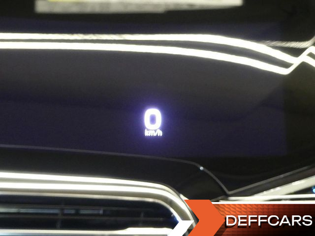 Porsche TAYCAN Base купить на сайте DeffCars