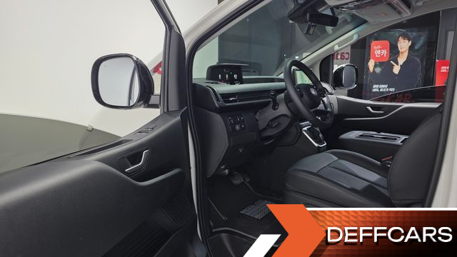 Hyundai STARIA L3.5 Tourer 9-Seater Modern купить на сайте DeffCars
