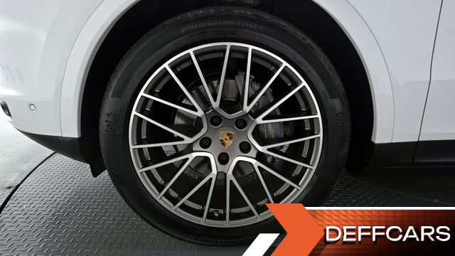 Porsche CAYENNE 3.0 PLATINUM EDITION купить на сайте DeffCars