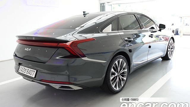Kia K8 3.5 Gasoline 2WD Signature купить на сайте DeffCars