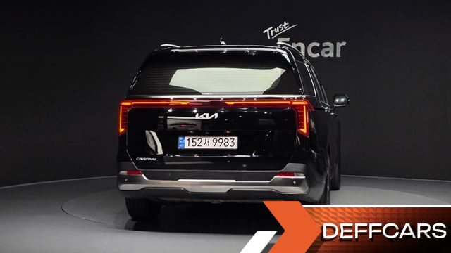 Kia CARNIVAL 9-Seater Signature купить на сайте DeffCars
