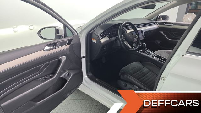 Volkswagen PASSAT 2.0 TDI Premium купить на сайте DeffCars