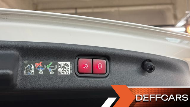 Mercedes C-CLASS C200 AMG Line купить на сайте DeffCars