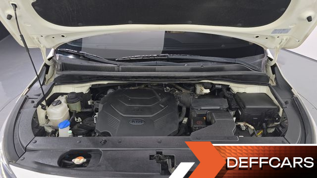 Kia CARNIVAL Gasoline 9-Seater Noblesse Special купить на сайте DeffCars