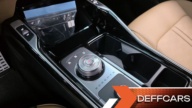 Kia SORENTO HEV 1.6 2WD Signature купить на сайте DeffCars