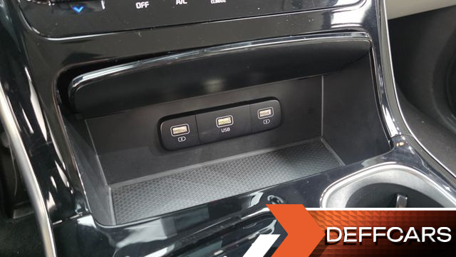 Kia CARNIVAL 9-Seater Noblesse купить на сайте DeffCars