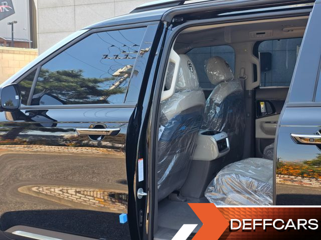 Kia CARNIVAL HEV 9seater Signature купить на сайте DeffCars