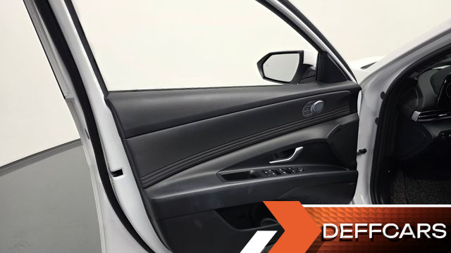 Hyundai AVANTE 1.6 Inspiration купить на сайте DeffCars