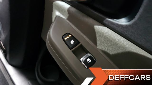 Kia CARNIVAL 9-Seater Prestige купить на сайте DeffCars
