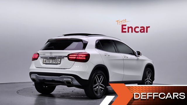 Mercedes GLA-CLASS GLA220 Premium купить на сайте DeffCars