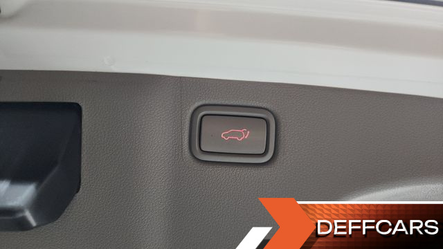 Kia CARNIVAL 7-Seater Limousine President купить на сайте DeffCars