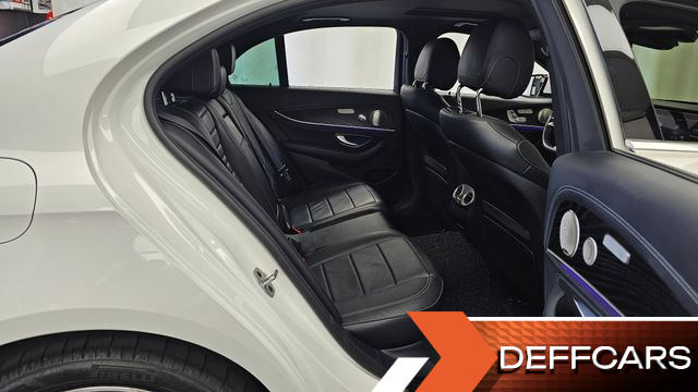 Mercedes E-CLASS E220d 4MATIC AMG Line купить на сайте DeffCars