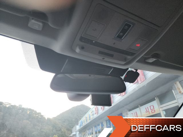 Land Rover DISCOVERY SPORT 2.0 TD4 SE (150PS) купить на сайте DeffCars