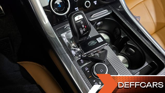 Land Rover RANGE ROVER SPORT 3.0 SDV6 HSE Dynamic купить на сайте DeffCars