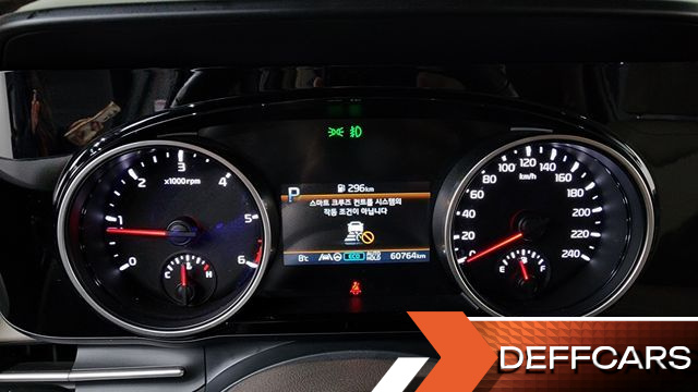 Kia CARNIVAL 9-Seater Prestige купить на сайте DeffCars
