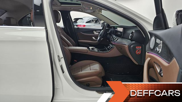 Mercedes E-CLASS E300 4MATIC Avnatgarde купить на сайте DeffCars