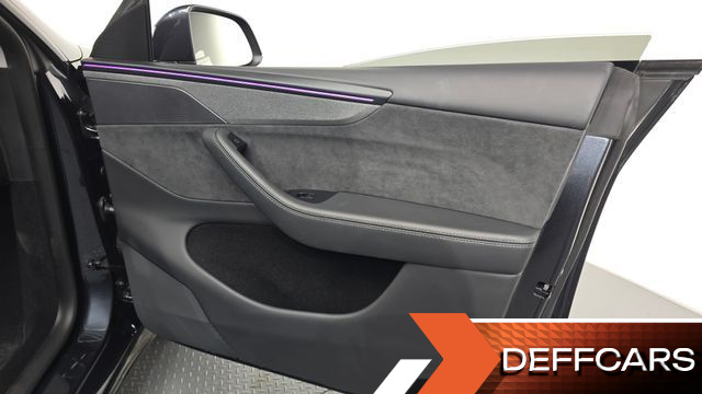 Tesla MODEL Y Long Range AWD купить на сайте DeffCars