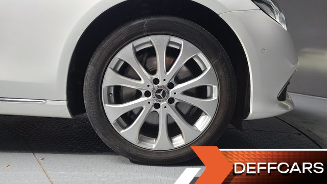 Mercedes E-CLASS E300 4MATIC Exclusive купить на сайте DeffCars