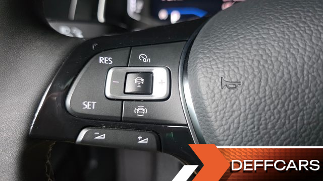 Volkswagen JETTA 1.4 TSI Prestige купить на сайте DeffCars