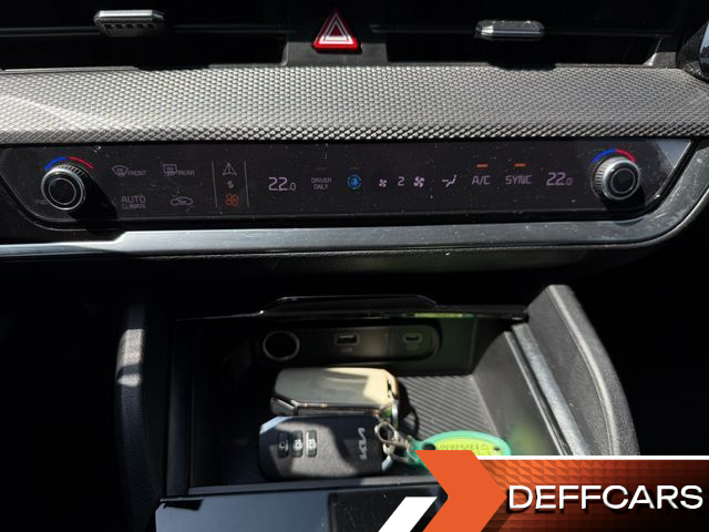Kia SPORTAGE Prestige 2WD купить на сайте DeffCars