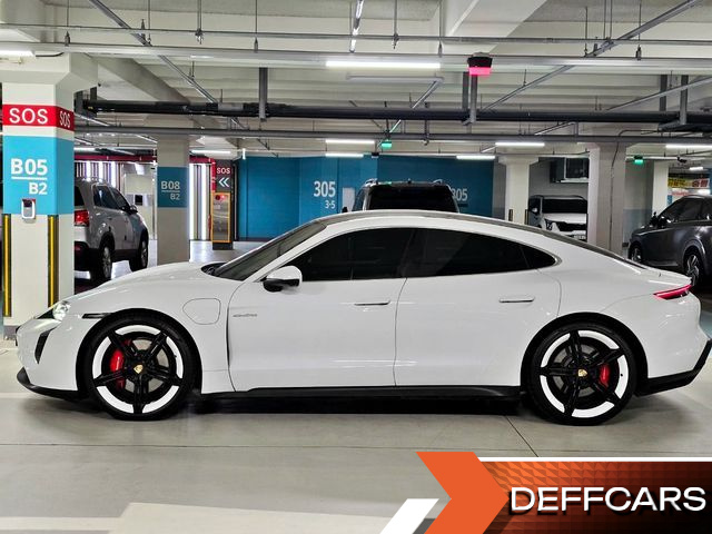 Porsche TAYCAN 4S купить на сайте DeffCars