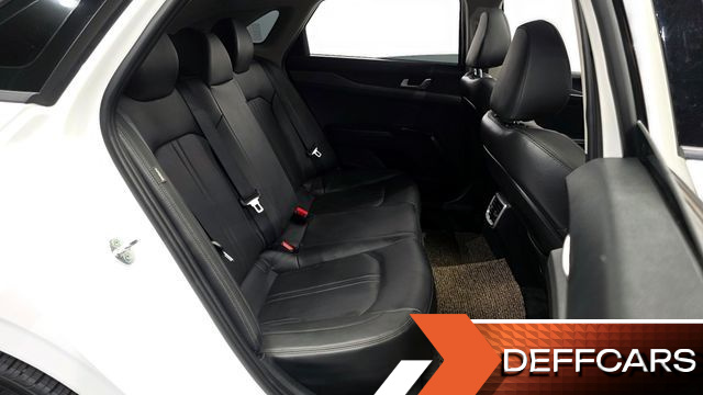 Kia K5 2.0 LPI Prestige купить на сайте DeffCars