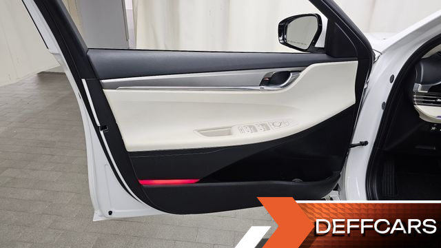 Hyundai GRANDEUR 2.5 Le Blanc купить на сайте DeffCars