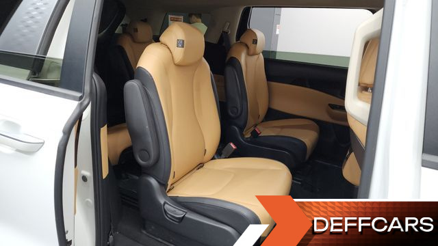 Kia CARNIVAL 9-Seater Prestige купить на сайте DeffCars
