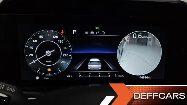 Kia CARNIVAL Gasoline 9-Seater Signature купить на сайте DeffCars