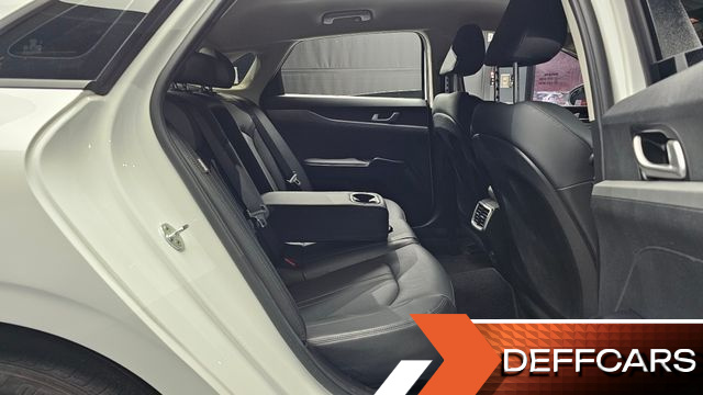 Kia K5 2.0 Trendy купить на сайте DeffCars