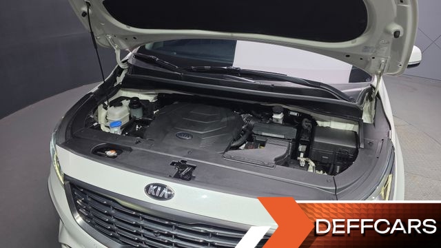 Kia CARNIVAL Gasoline 7-Seater Limousine President купить на сайте DeffCars