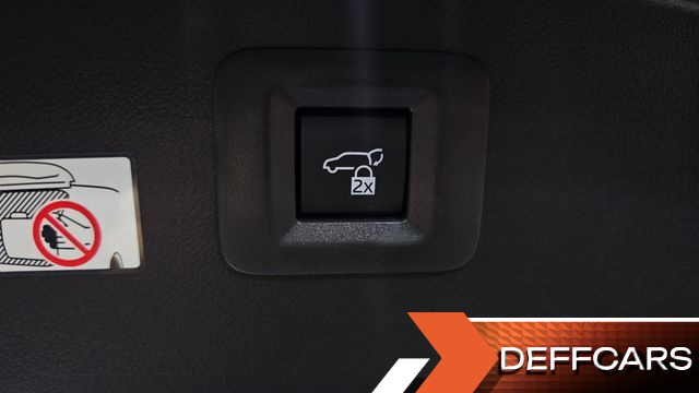 Toyota ALPHARD 2.5 HEV Executive AWD купить на сайте DeffCars