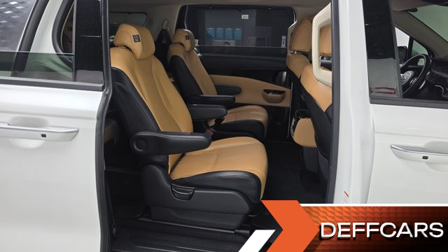 Kia CARNIVAL 9-Seater Noblesse купить на сайте DeffCars
