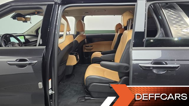 Kia CARNIVAL 9-Seater Noblesse купить на сайте DeffCars