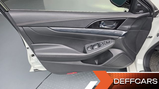 Nissan MAXIMA 3.5 Platinum купить на сайте DeffCars
