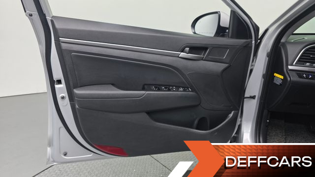 Hyundai AVANTE 1.6 GDI Value Plus купить на сайте DeffCars