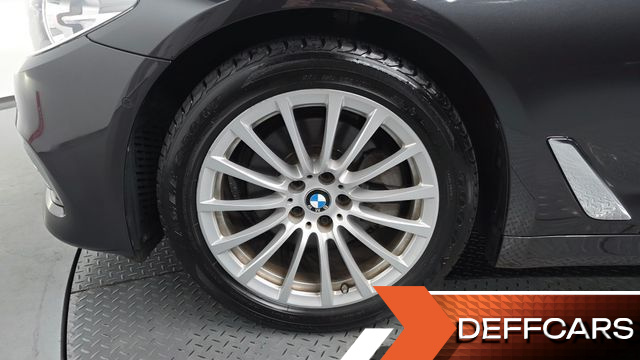 BMW 5-SERIES 520i Luxury купить на сайте DeffCars