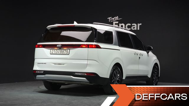 Kia CARNIVAL 9-Seater Prestige купить на сайте DeffCars