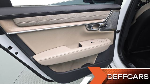 Volvo S90 B5 Ultra Dark купить на сайте DeffCars