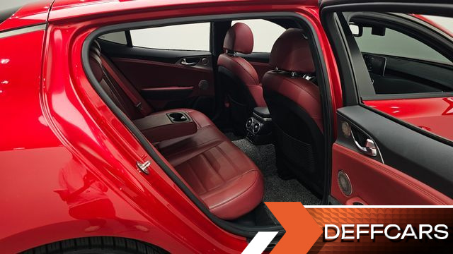 Kia STINGER 2.0 Turbo 2WD Platinum купить на сайте DeffCars